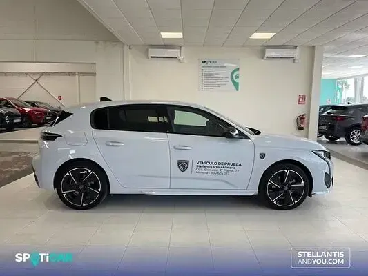 Usado Peugeot e-308 114 kW (156 CV) 2023 Utilitario