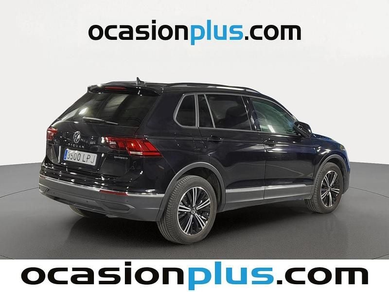 Usado VW Tiguan Life 245 CV (180 kW) 2021 Negro SUV