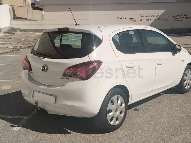 Usado Opel Corsa Selective 90 CV (66 kW) 2019 Blanco Utilitario