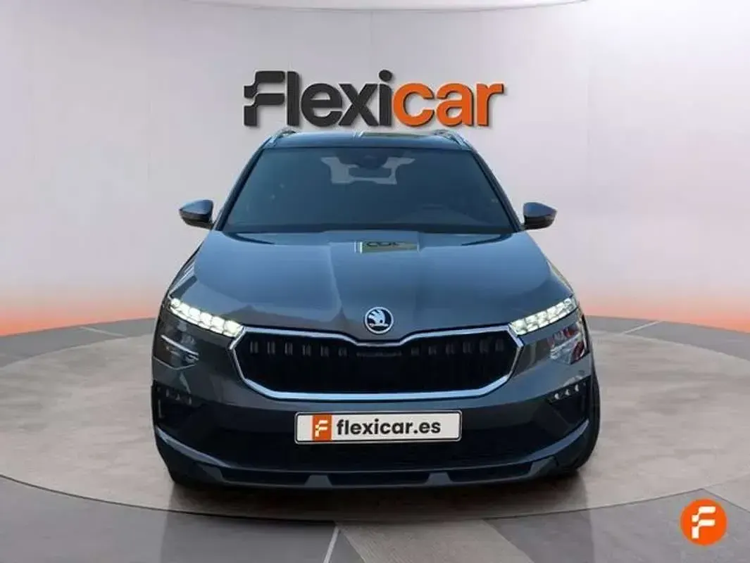 Usado Skoda Kamiq 116 CV (85 kW) 2025 Gris SUV