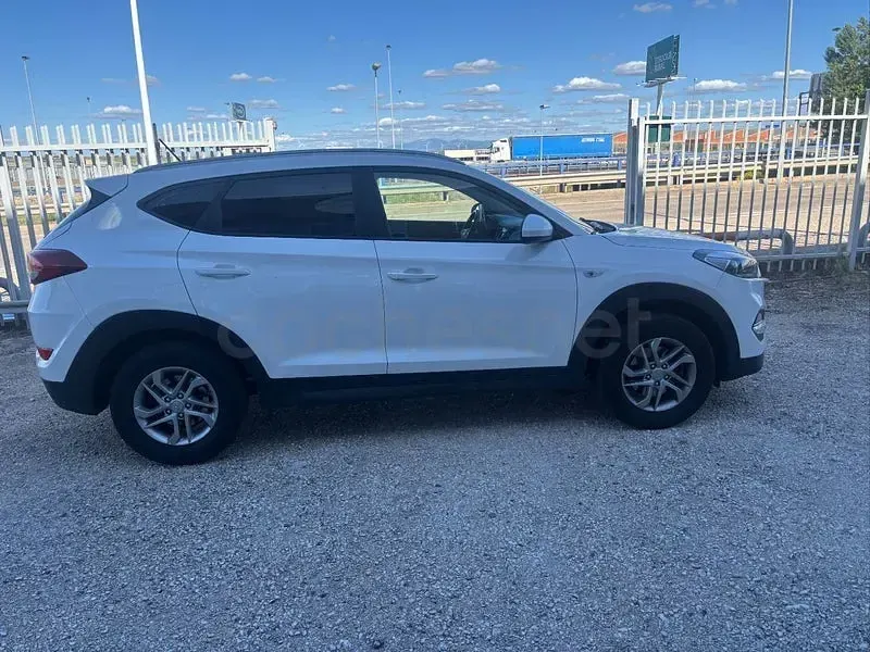 Usado Hyundai Tucson 131 CV (96 kW) 2017 Blanco SUV