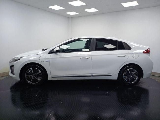 Usado Hyundai Ioniq 141 CV (103 kW) 2020 Blanco Utilitario