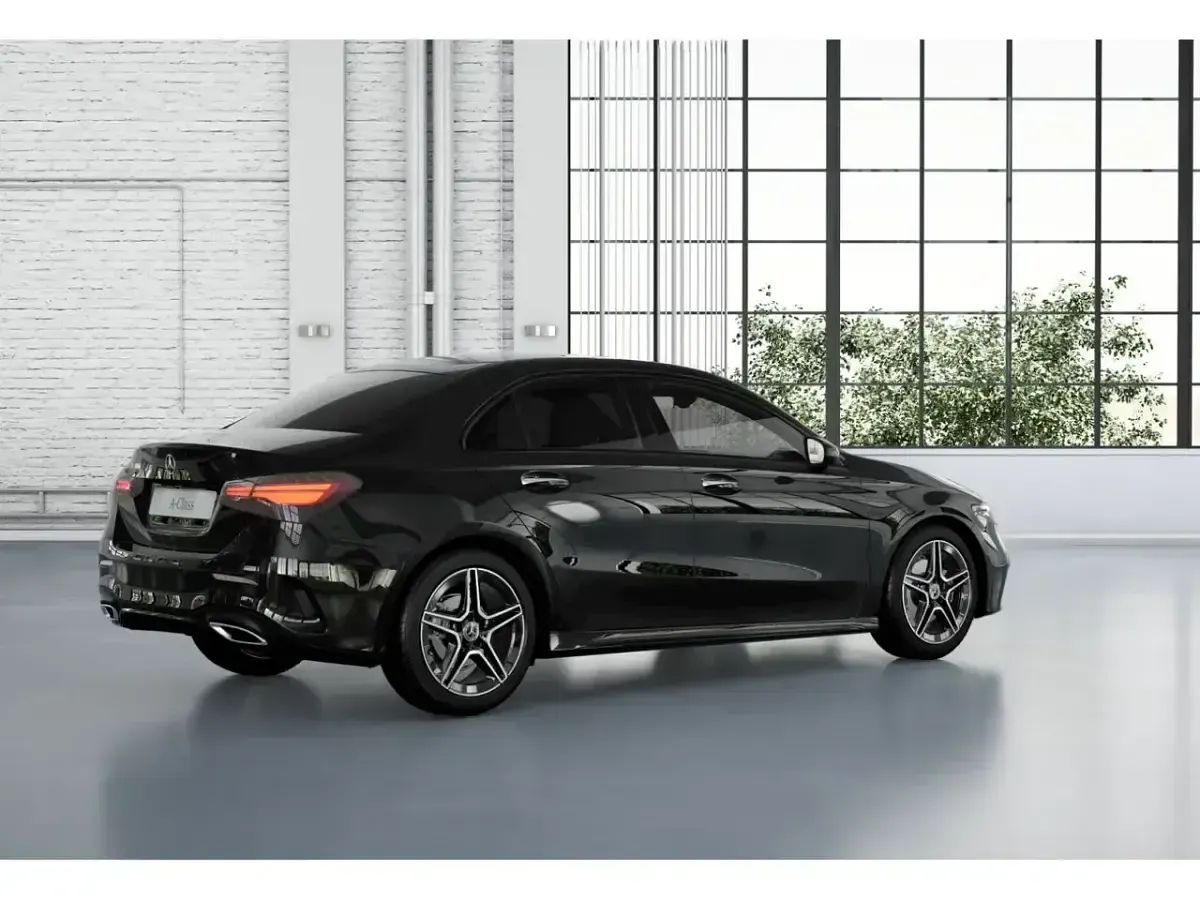 Nuevo Mercedes A180 136 CV (100 kW) 2026 Negro Berlina