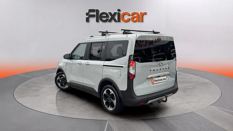 Nuevo Ford Tourneo Courier Titanium 125 CV (91 kW) 2026 Gris Monovolumen
