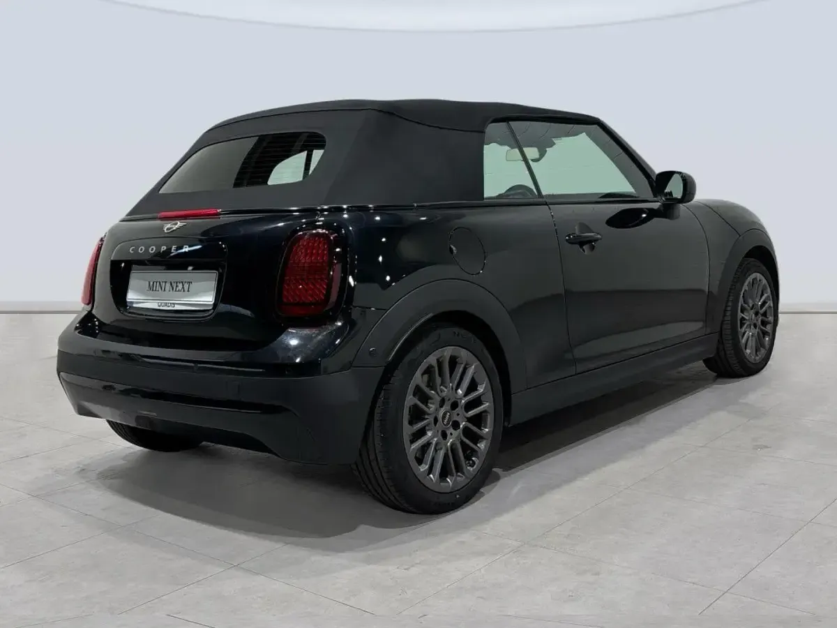 Usado Mini Cooper Cabriolet 163 CV (119 kW) 2025 Negro Descapotable