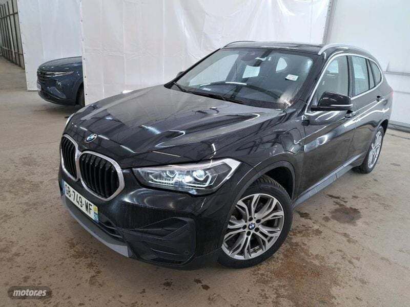 Negro Usado 2022 BMW X1 Advantage SUV | 23.850 € (Precio justo) - Imagen 1/4