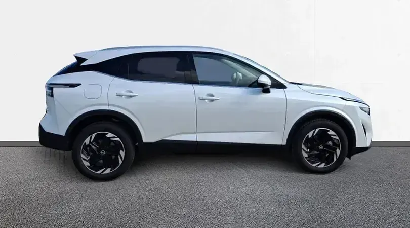 Usado Nissan Qashqai Acenta 140 CV (102 kW) 2025 Lunar white (perlada) SUV