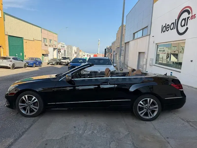 Usado Mercedes E250 Elegance 204 CV (150 kW) 2013 Negro Descapotable