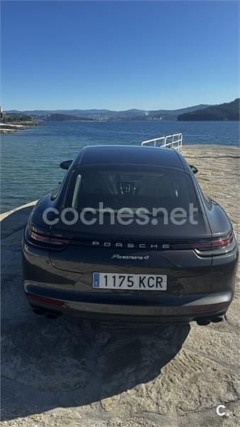 Negro Usado 2018 Porsche Panamera 4 Executive Berlina | 69.500 € (Precio justo) - Imagen 1/4