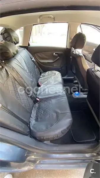 Usado Seat Ibiza Stella 75 CV (55 kW) 2004 Gris / plata Utilitario