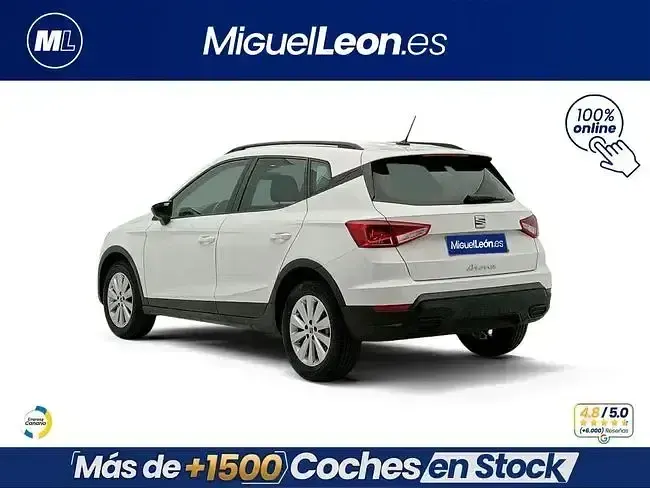 Usado Seat Arona Style 110 CV (80 kW) 2023 Blanco SUV