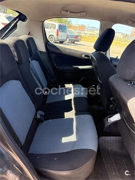 Usado Peugeot 206 70 CV (51 kW) 2004 Negro Berlina