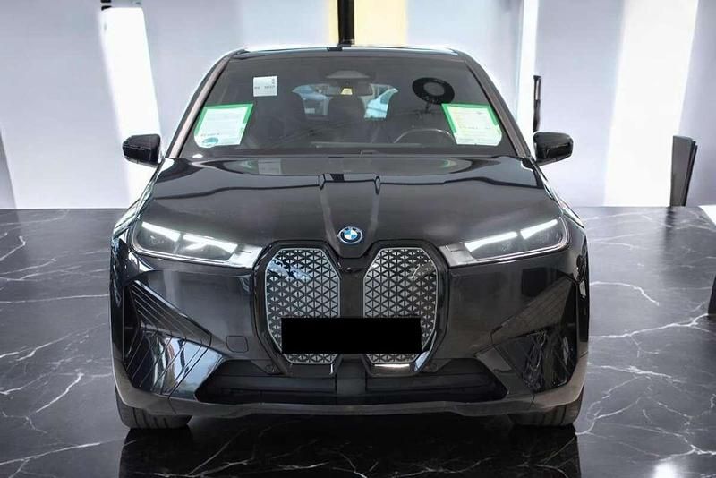Usado BMW iX 239 kW (326 CV) 2022 Negro SUV