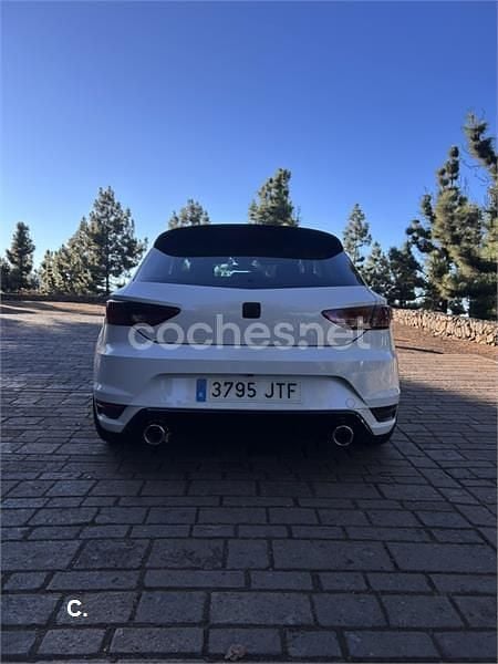 Usado Seat Leon SC FR 125 CV (91 kW) 2016 Blanco Utilitario