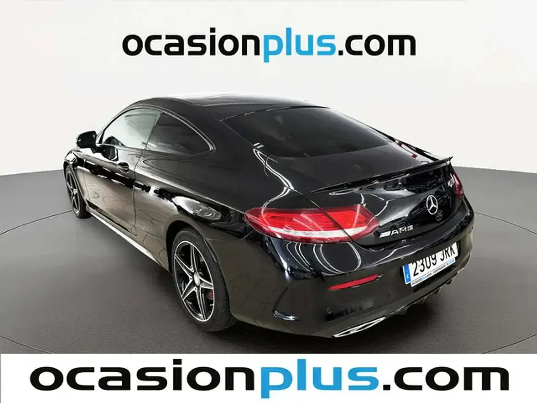 Usado Mercedes C300 245 CV (180 kW) 2016 Negro Coupe