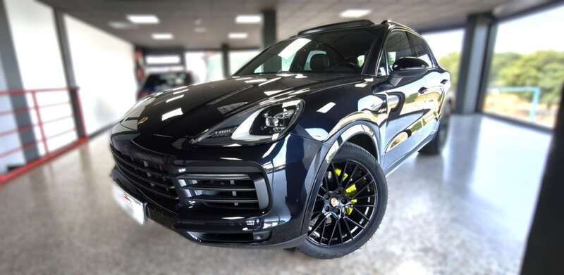 Negro Usado 2021 Porsche Cayenne SUV | 74.990 € (Super precio) - Imagen 1/4