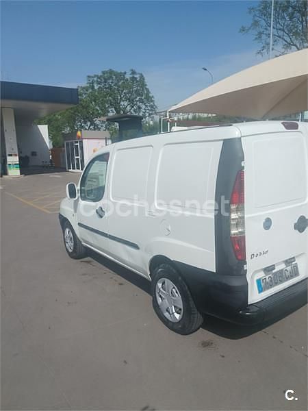 Usado Fiat Doblò 105 HP (77 kW) 2011 Branco Monovolume