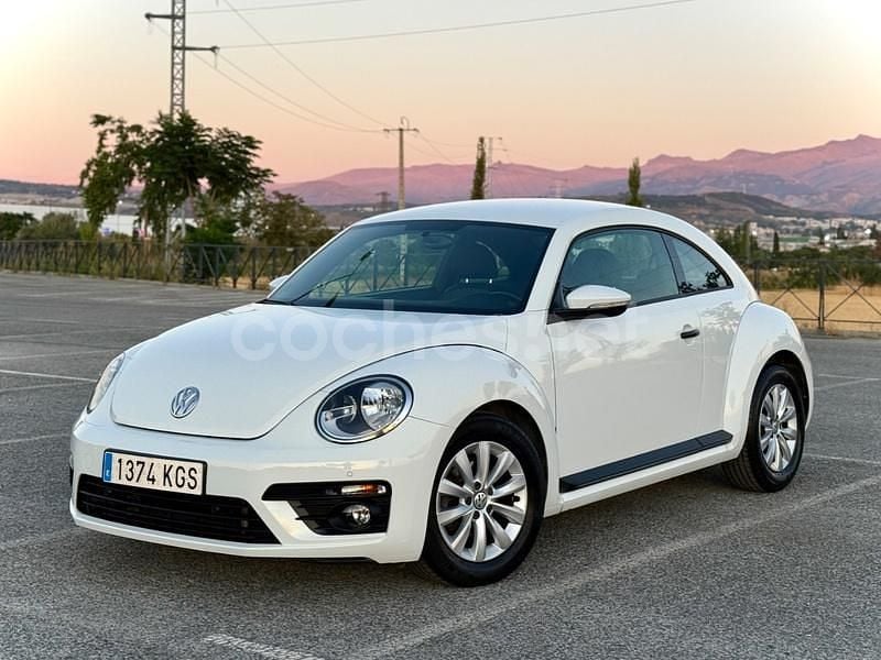 Blanco Usado 2018 VW Beetle Berlina | 11.500 € (Buen precio) - Imagen 1/4