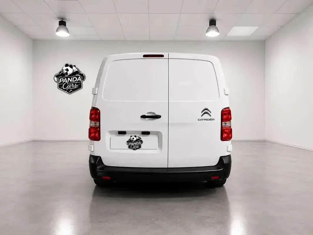 Usado Citroën Jumpy Comfort 144 CV (105 kW) 2021 Blanco Monovolumen