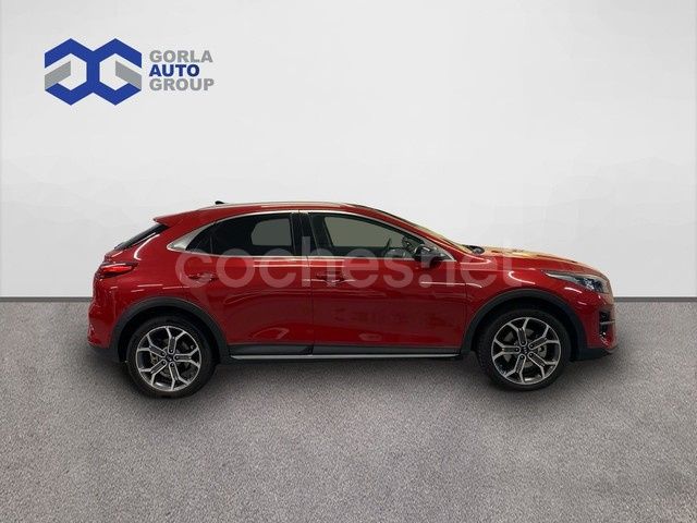Usado Kia XCeed 141 CV (103 kW) 2022 Rojo SUV