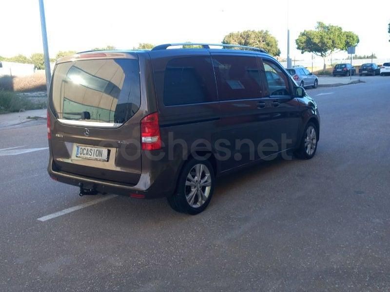 Usado Mercedes V220 163 CV (119 kW) 2016 Beige Monovolumen