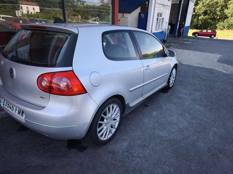 Usado VW Golf V GT 170 CV (125 kW) 2007 Gris Utilitario