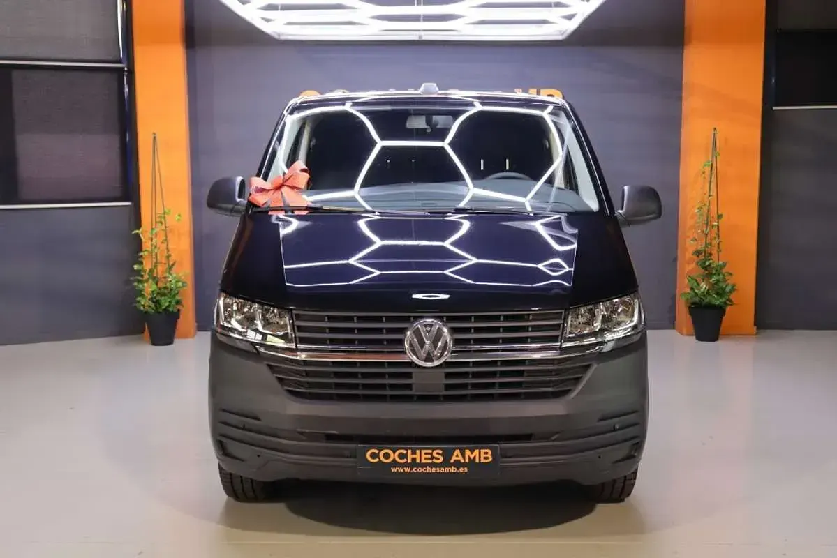 Usado VW Transporter 110 CV (80 kW) 2021 Negro Van
