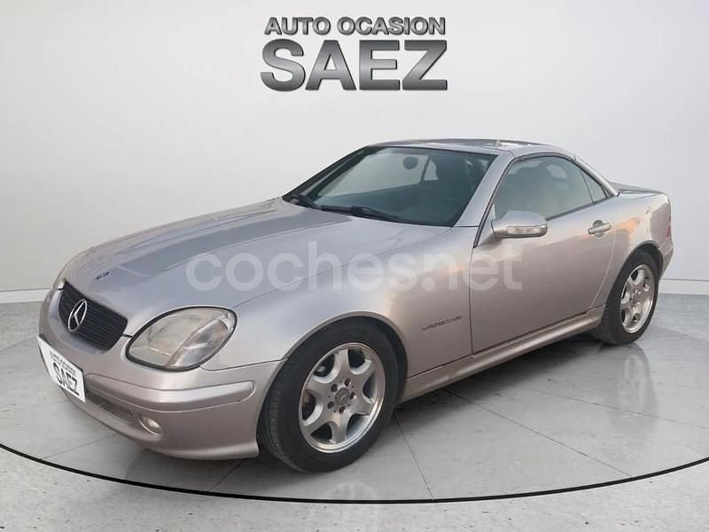 Gris / plata Usado 2003 Mercedes SLK200 Descapotable | 6900 € (Precio justo) - Imagen 1/4