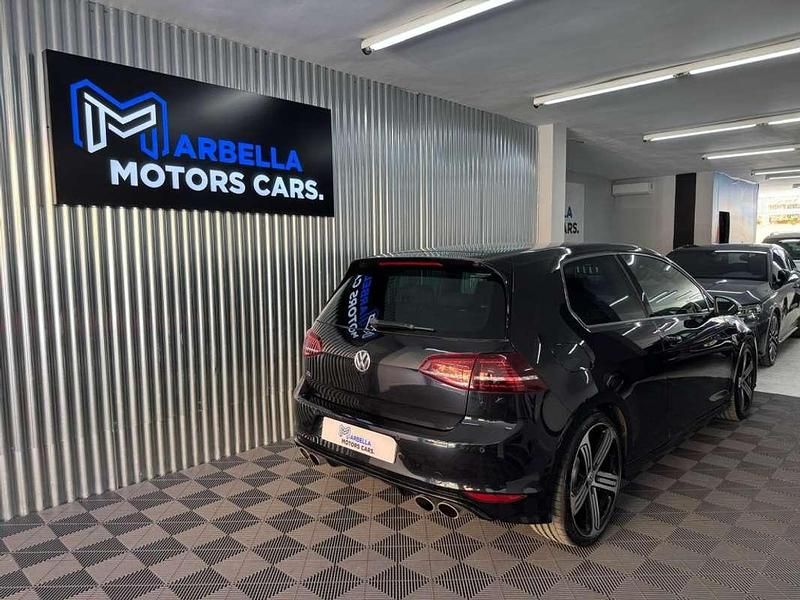 Usado VW Golf VII R 300 CV (220 kW) 2015 Negro Utilitario
