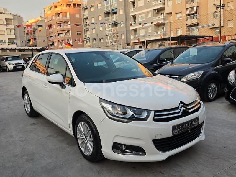 Usado Citroën C4 Feel 120 CV (88 kW) 2016 Blanco Berlina