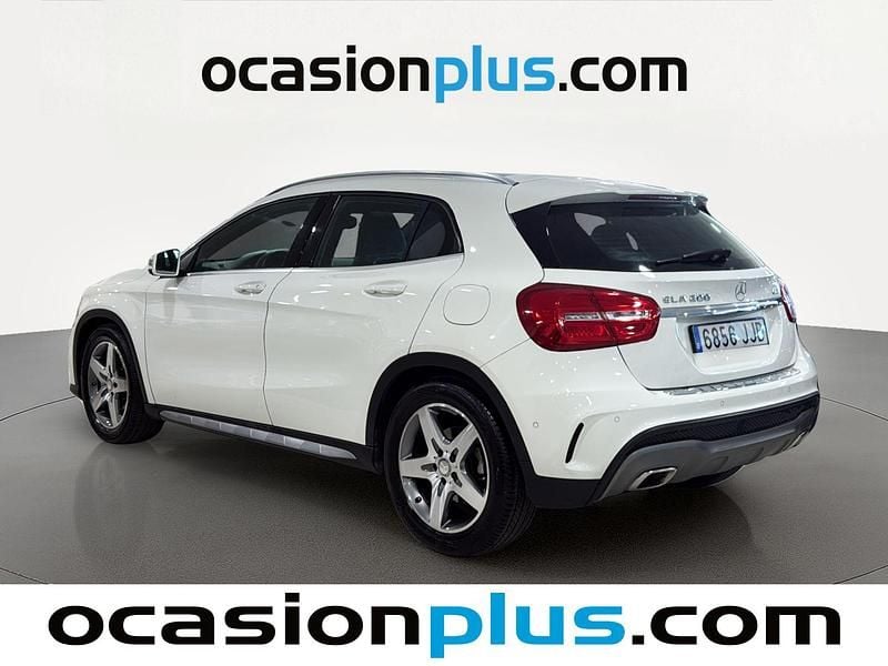 Usado Mercedes GLA200 AMG line 136 CV (100 kW) 2015 Blanco SUV