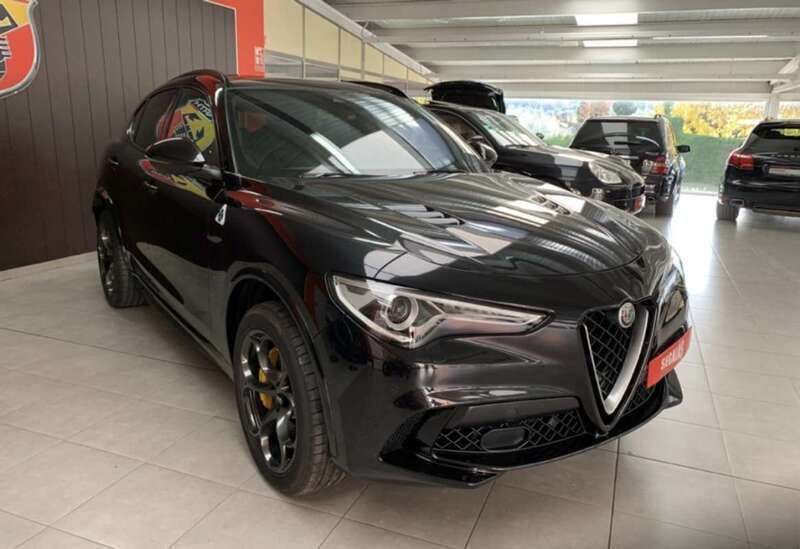 Usado Alfa Romeo Stelvio Quadrifoglio 510 CV (375 kW) 2019 Negro SUV