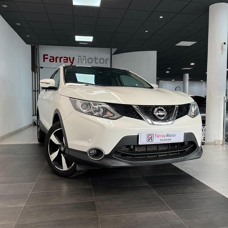 Usado Nissan Qashqai N-Connecta 116 CV (85 kW) 2017 Blanco SUV