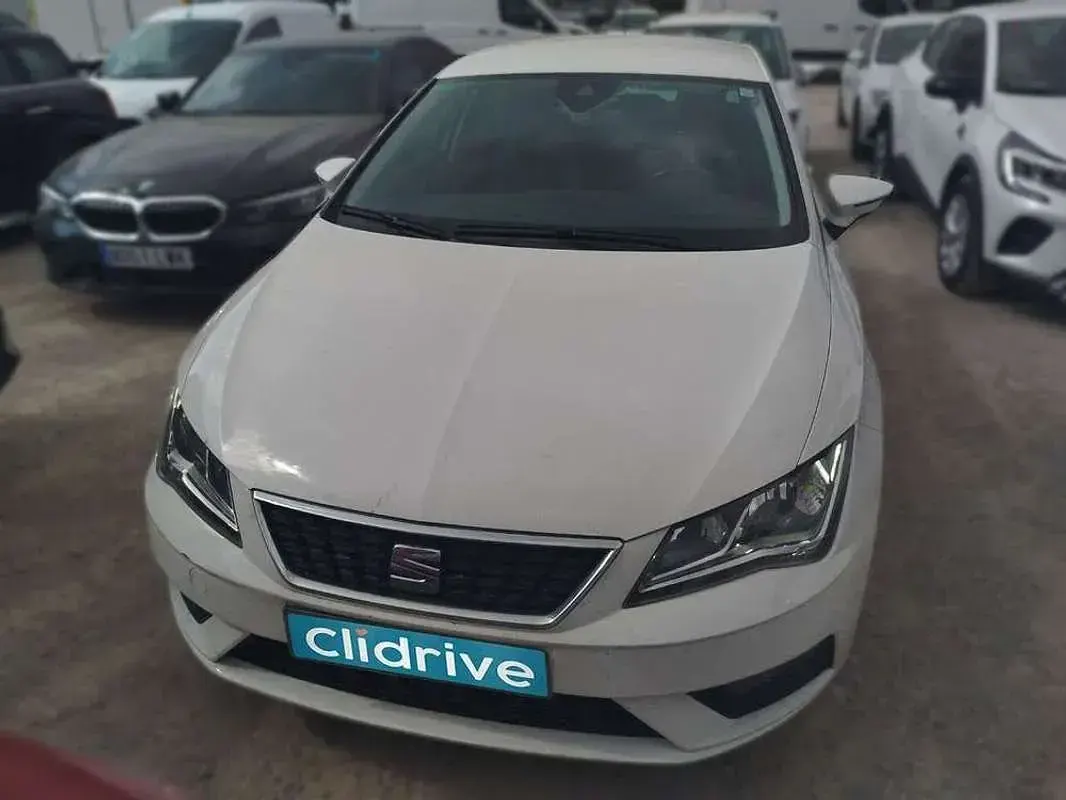 Usado Seat Leon Style 131 HP (96 kW) 2019 Branco Carrinha