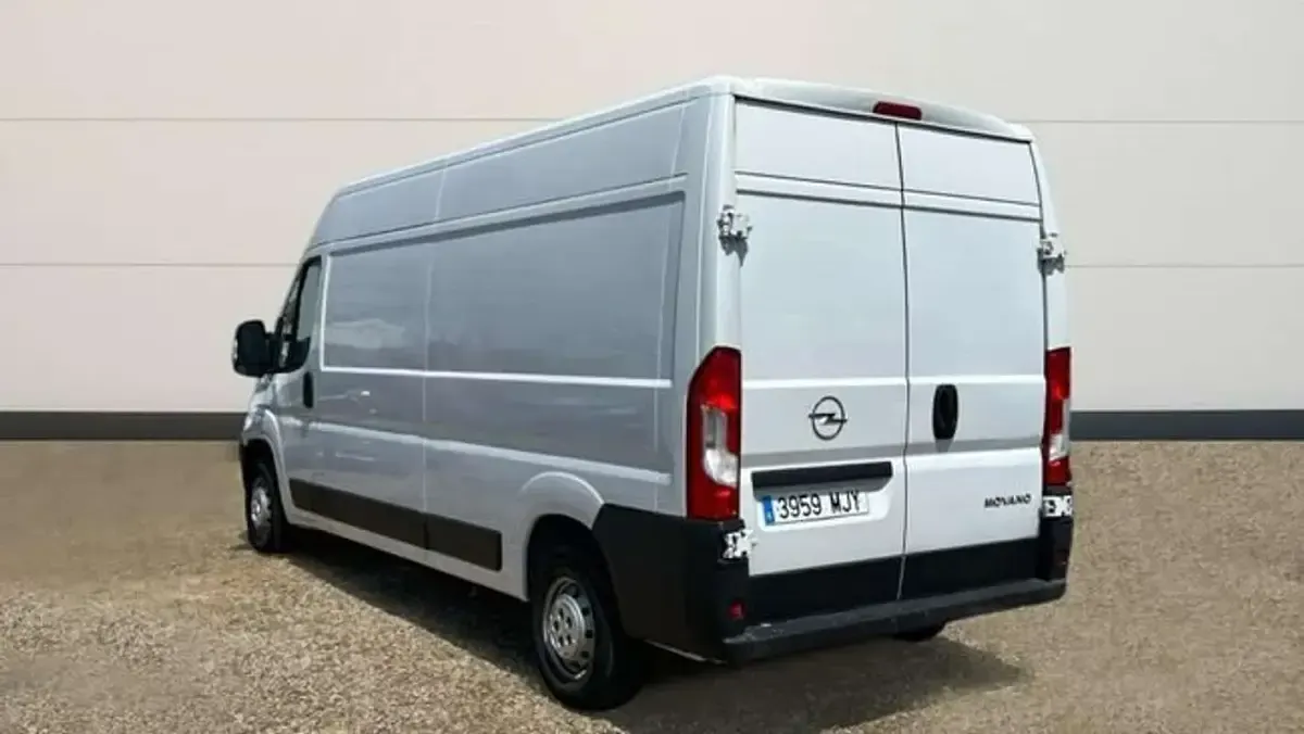 Usado Opel Movano 140 CV (102 kW) 2023 Blanco Van
