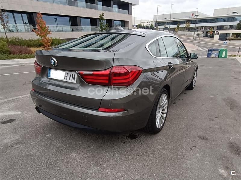 Usado BMW 520 Gran Turismo 184 CV (135 kW) 2014 Gris / plata Berlina