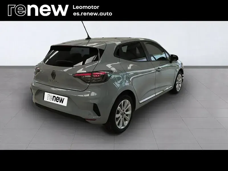 Usado Renault Clio V Evolution 100 CV (73 kW) 2025 Gris Berlina