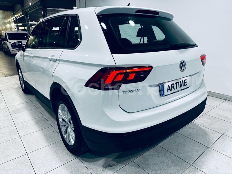 Usado VW Tiguan Edition 125 CV (91 kW) 2017 Blanco SUV