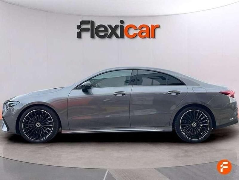 Usado Mercedes CLA220 190 CV (139 kW) 2023 Gris Berlina