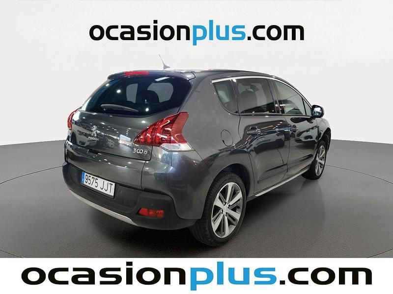 Usado Peugeot 3008 Allure 120 CV (88 kW) 2015 Gris Familiar