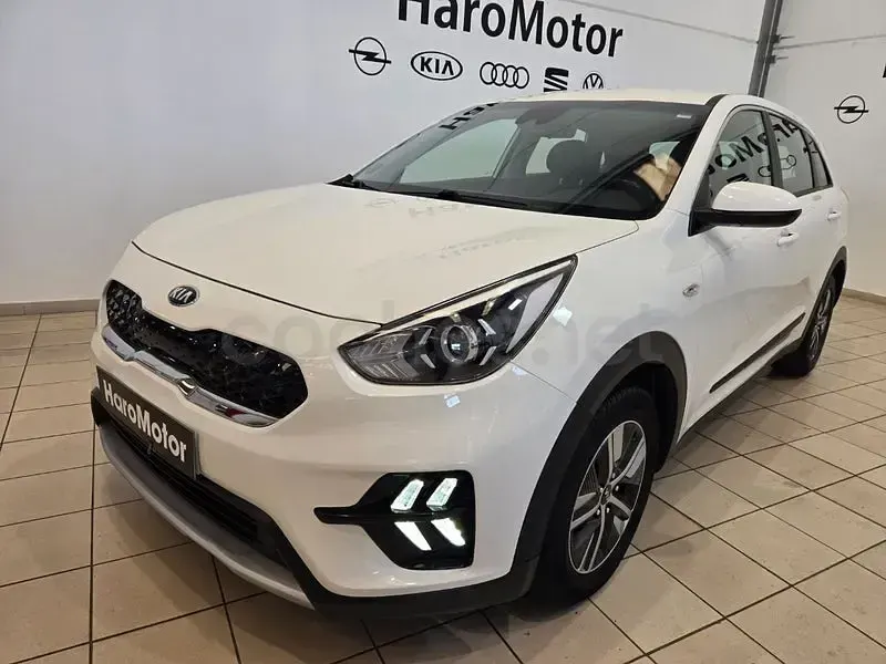 Usado Kia Niro 141 CV (103 kW) 2020 Blanco SUV