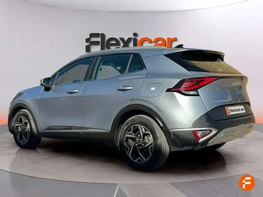 Usado Kia Sportage 116 CV (85 kW) 2023 Gris SUV