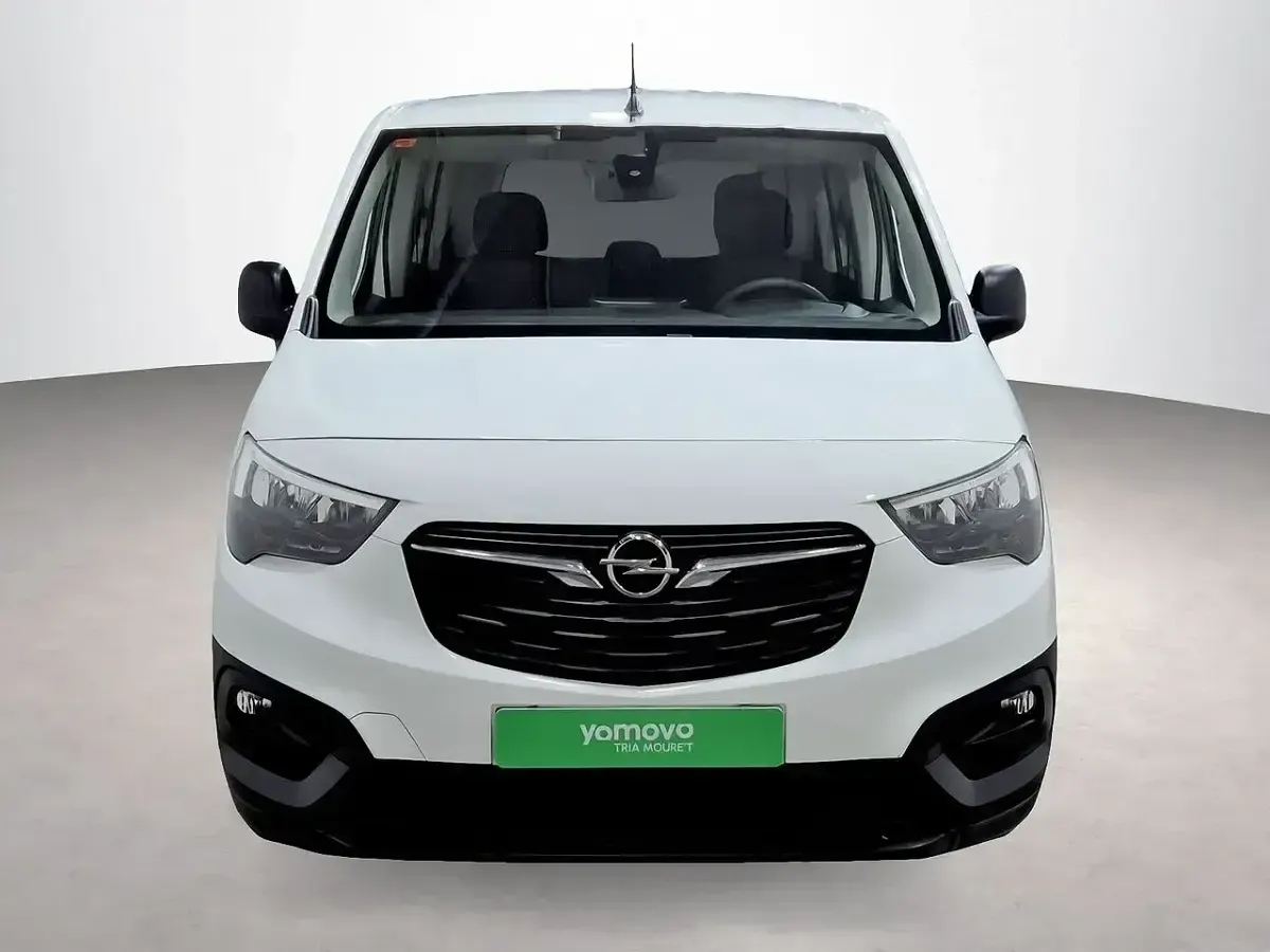 Usado Opel Combo Edition 102 CV (75 kW) 2021 Blanco Monovolumen