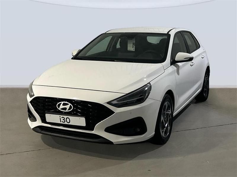 Atlas white Nuevo 2025 Hyundai i30 Familiar | 24.070 € (Precio justo) - Imagen 1/4