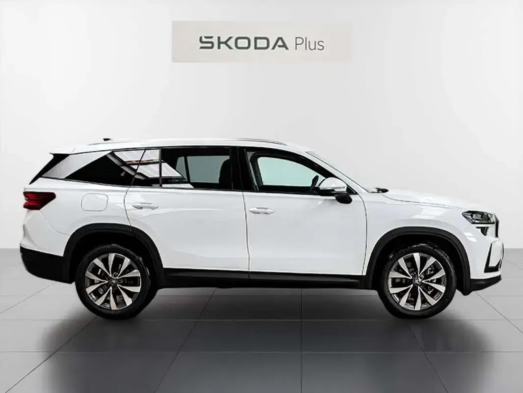 Usado Skoda Kodiaq 204 CV (150 kW) 2025 Blanco SUV