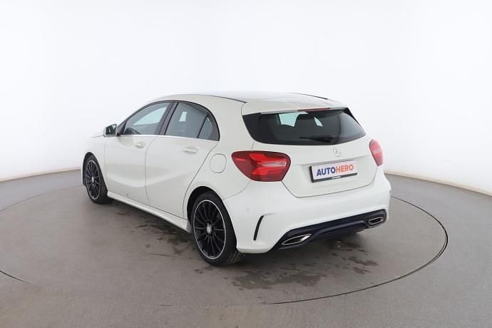 Usado Mercedes A200 139 CV (102 kW) 2017 Blanco Berlina