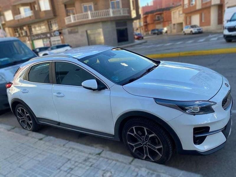 Usado Kia XCeed 116 CV (85 kW) 2020 Blanco SUV