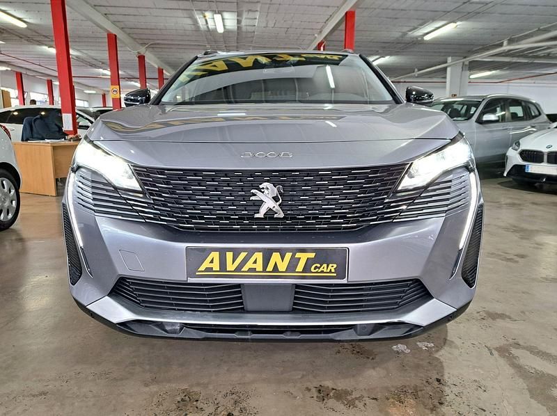 Usado Peugeot 3008 Style 130 CV (95 kW) 2021 Gris / plata SUV