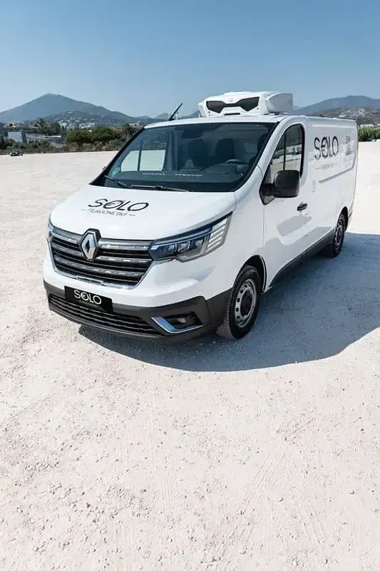 Usado Renault Trafic 131 CV (96 kW) 2024 Blanco Monovolumen
