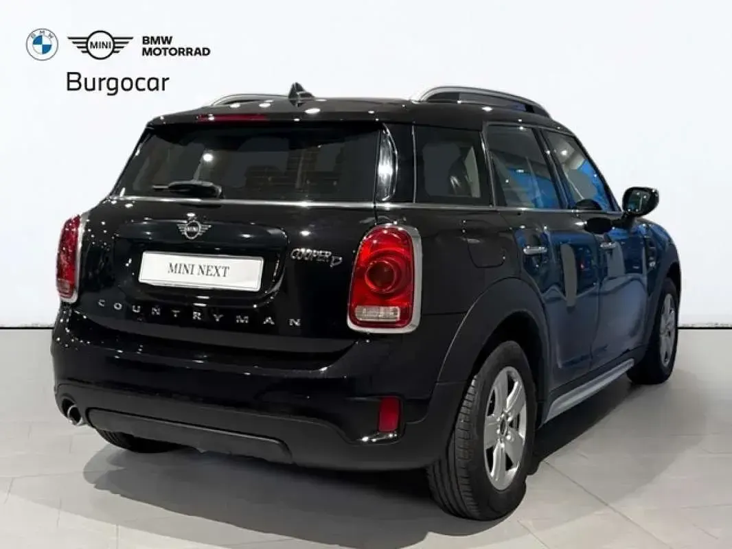 Usado Mini Cooper D 150 CV (110 kW) 2019 Negro Utilitario